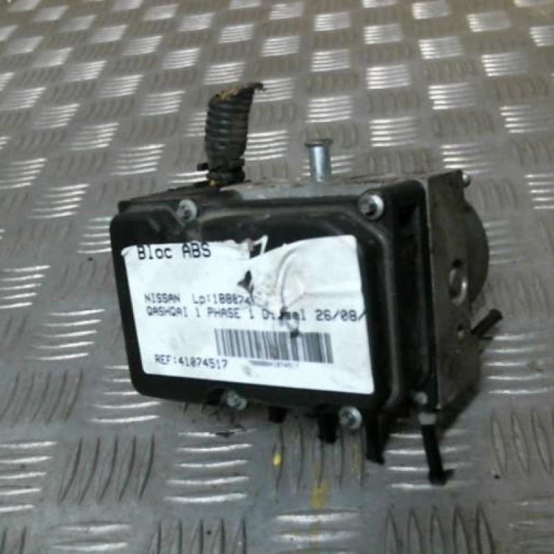 Bloc ABS (freins anti-blocage) NISSAN QASHQAI 1 Photo n°1