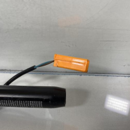 Pretensionneur de ceinture avant droit FORD C-MAX 1