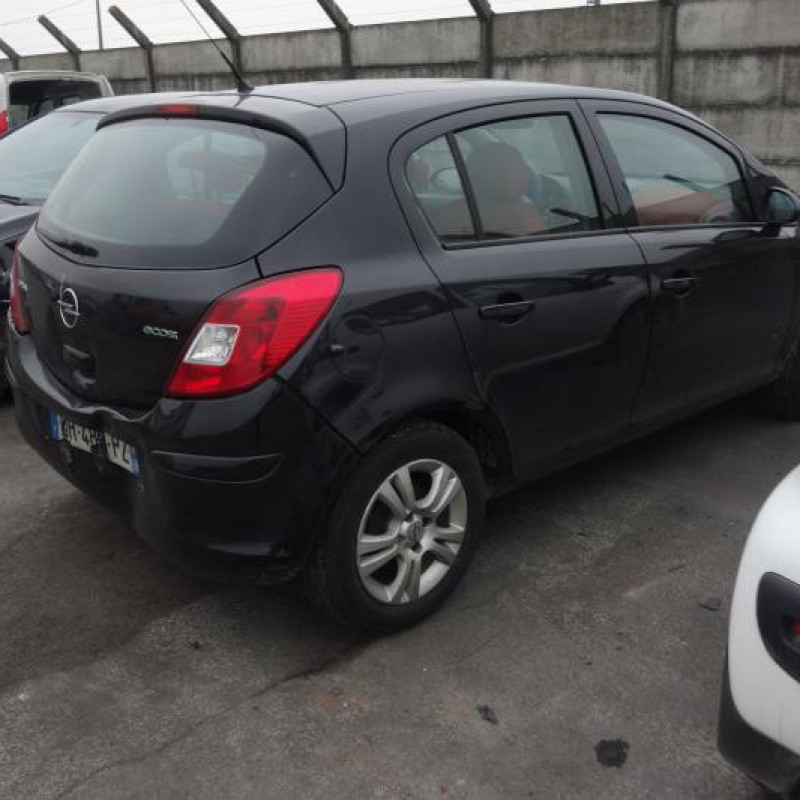 Pretensionneur de ceinture avant droit OPEL CORSA D Photo n°6
