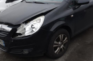 Pretensionneur de ceinture avant droit OPEL CORSA D