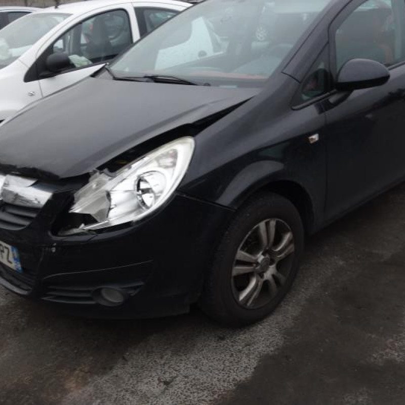 Pretensionneur de ceinture avant droit OPEL CORSA D Photo n°8
