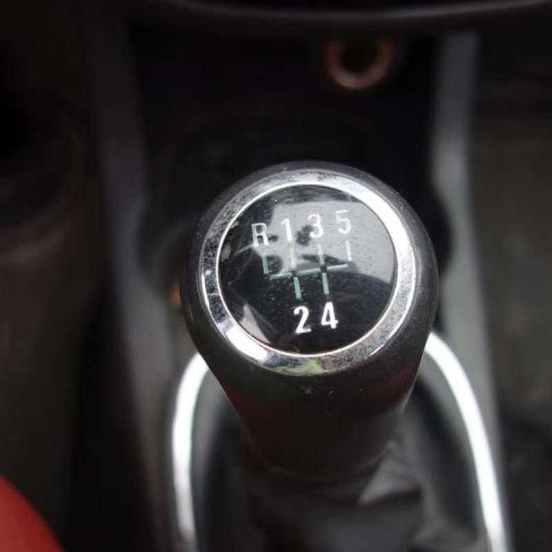 Pretensionneur de ceinture avant droit OPEL CORSA D Photo n°13