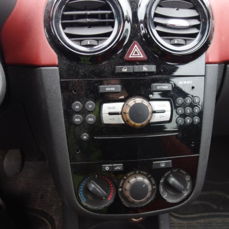 Pretensionneur de ceinture avant droit OPEL CORSA D Photo n°14