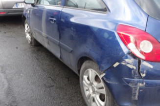 Verin de coffre OPEL CORSA D