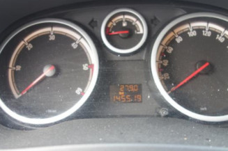 Verin de coffre OPEL CORSA D