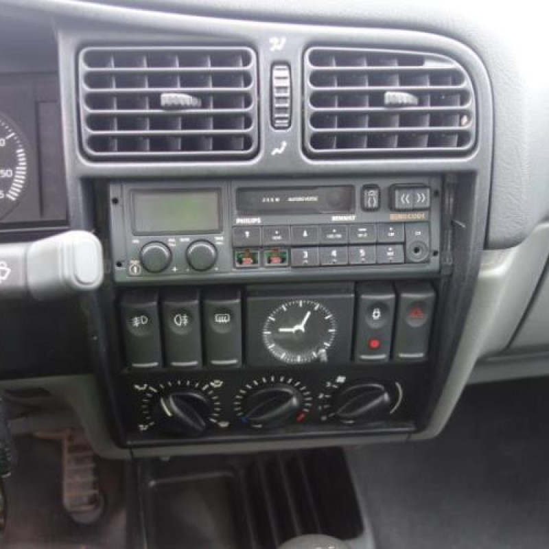 Porte arriere droit RENAULT R19 Photo n°11