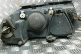 Optique avant principal gauche (feux)(phare) VOLKSWAGEN PASSAT 4