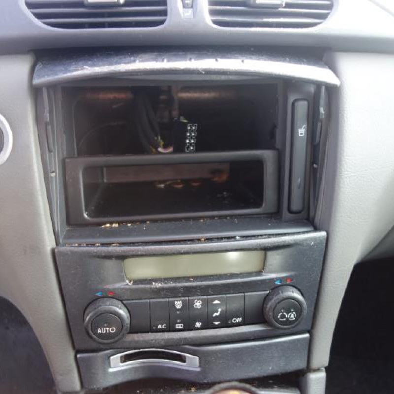 Porte arriere gauche RENAULT LAGUNA 1 Photo n°9