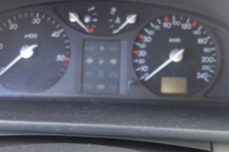 Pretensionneur de ceinture arriere gauche RENAULT LAGUNA 1