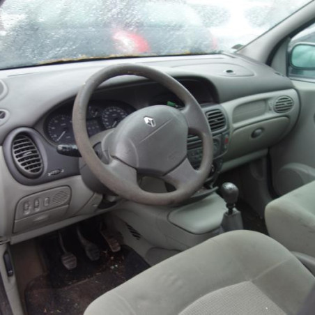 Plage arriere RENAULT SCENIC 1