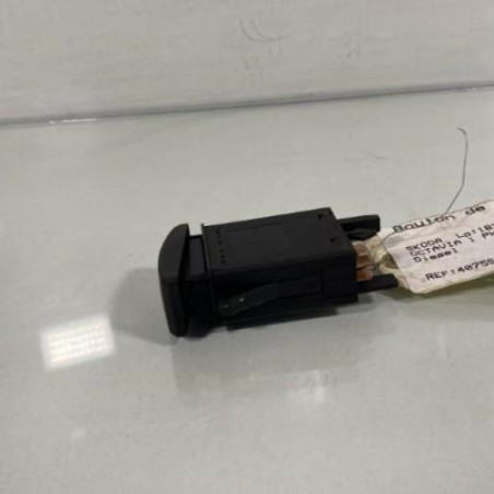 Bouton de warning SKODA OCTAVIA 1