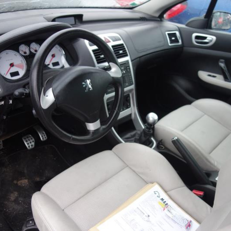 Trappe d'essence PEUGEOT 307 Photo n°8
