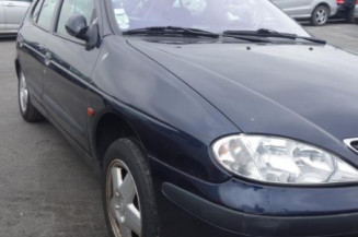 Ceinture arriere gauche RENAULT MEGANE 1