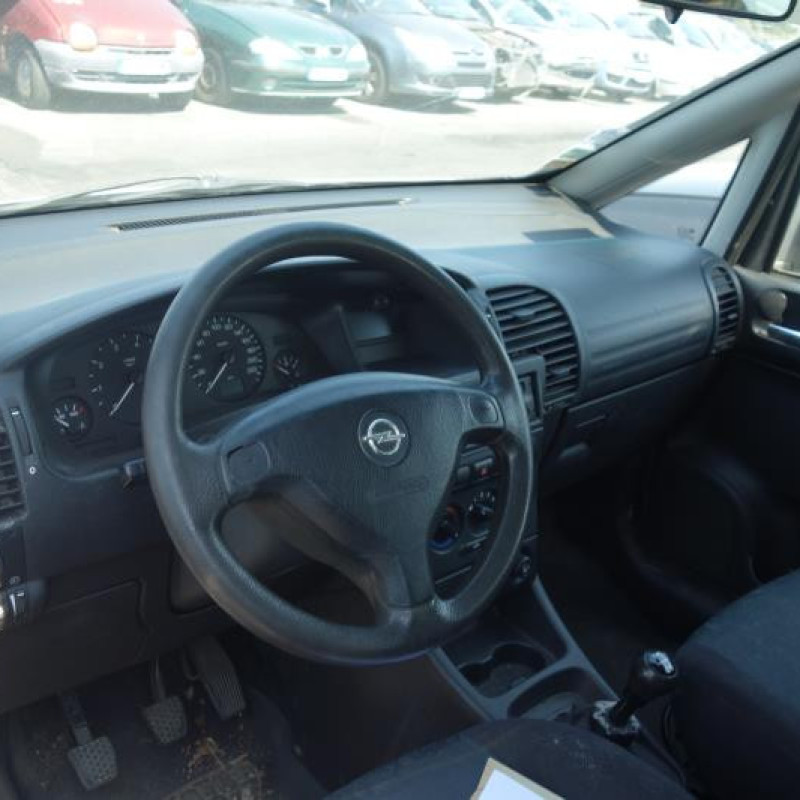 Ceinture arriere gauche OPEL ZAFIRA A Photo n°8