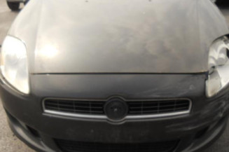 Attache ceinture arriere droit FIAT BRAVO 2