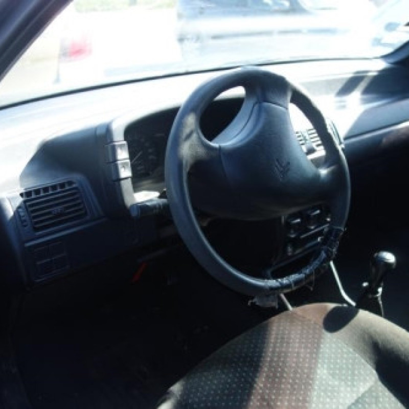 Ceinture arriere gauche CITROEN ZX Photo n°8