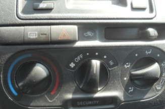 Ceinture arriere gauche TOYOTA YARIS 1