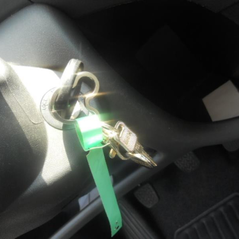 Ceinture arriere gauche TOYOTA YARIS 1 Photo n°11