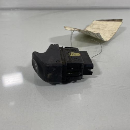 Interrupteur de leve vitre avant gauche RENAULT CLIO 2