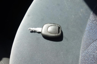 Interrupteur de leve vitre avant gauche RENAULT CLIO 2