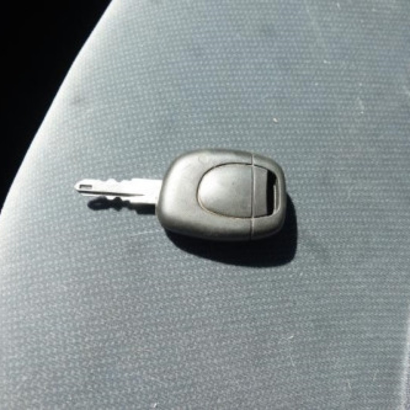 Interrupteur de leve vitre avant gauche RENAULT CLIO 2 Photo n°12