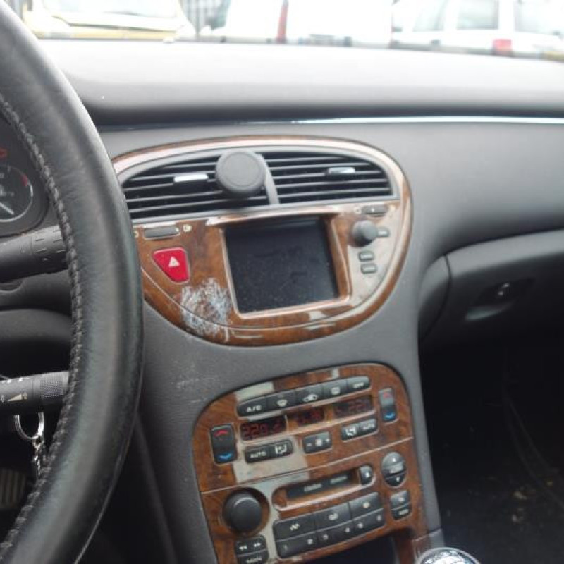Pretensionneur de ceinture avant droit PEUGEOT 607 Photo n°8