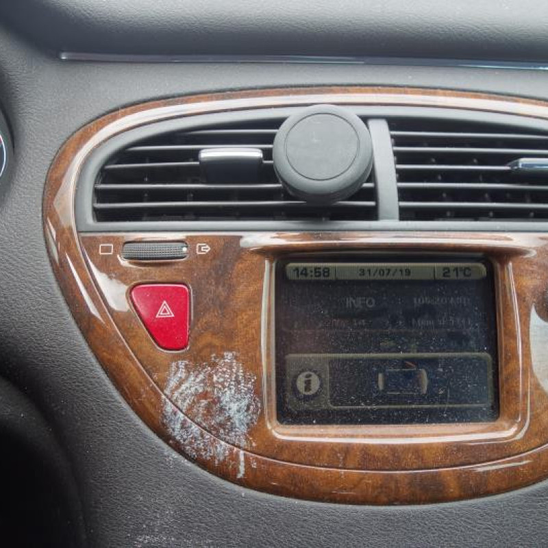 Pretensionneur de ceinture avant droit PEUGEOT 607 Photo n°10