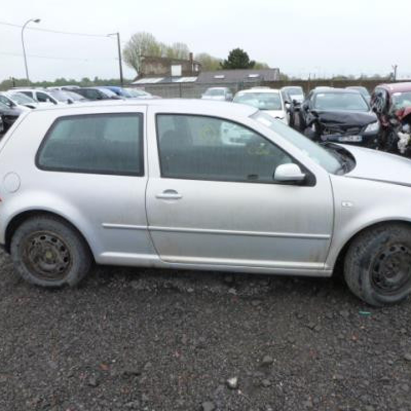 Ceinture arriere gauche VOLKSWAGEN GOLF 4 Photo n°5