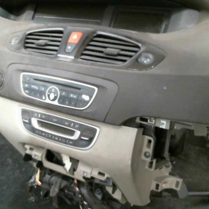 Planche de bord complete RENAULT GRAND SCENIC 3 Photo n°2