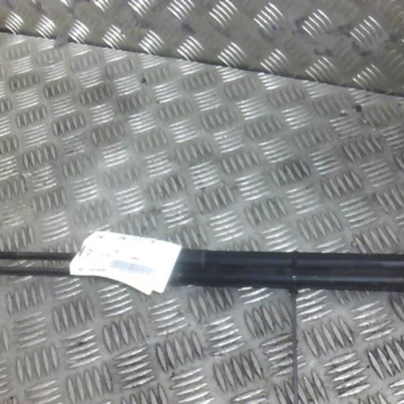 Verin de coffre AUDI A3 2 Photo n°1