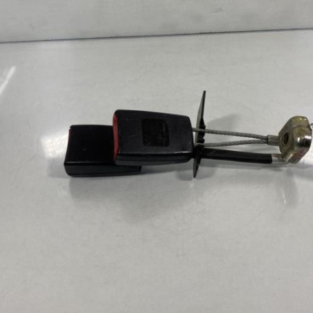 Attache ceinture arriere gauche VOLKSWAGEN PASSAT 4