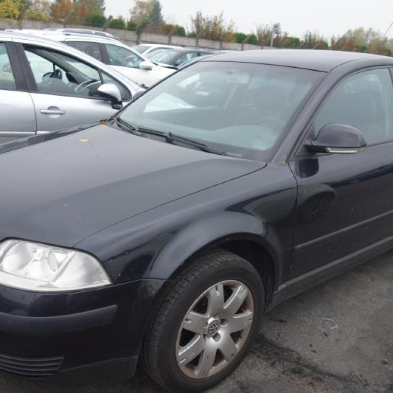 Pretensionneur de ceinture arriere gauche VOLKSWAGEN PASSAT 4 Photo n°4