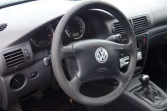 Pretensionneur de ceinture arriere gauche VOLKSWAGEN PASSAT 4