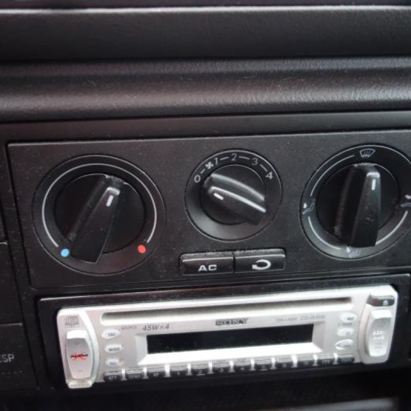 Pretensionneur de ceinture arriere gauche VOLKSWAGEN PASSAT 4 Photo n°9