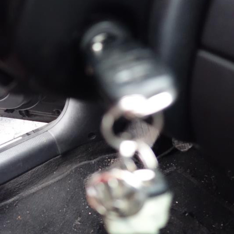 Pretensionneur de ceinture arriere gauche VOLKSWAGEN PASSAT 4 Photo n°10
