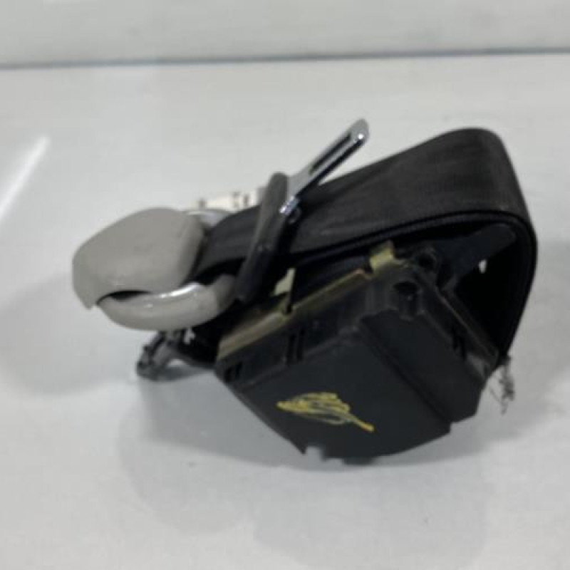 Ceinture arriere gauche VOLKSWAGEN GOLF 4 Photo n°1
