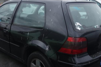 Ceinture arriere gauche VOLKSWAGEN GOLF 4