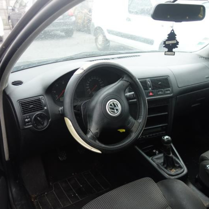 Ceinture arriere gauche VOLKSWAGEN GOLF 4 Photo n°8