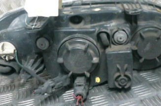 Optique avant principal gauche (feux)(phare) KIA SHUMA 2