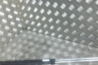 Verin de coffre KIA SHUMA 2 Photo n°1