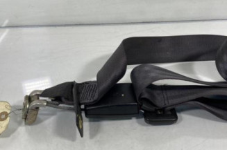 Attache ceinture arriere droit AUDI A4 1 Photo n°1