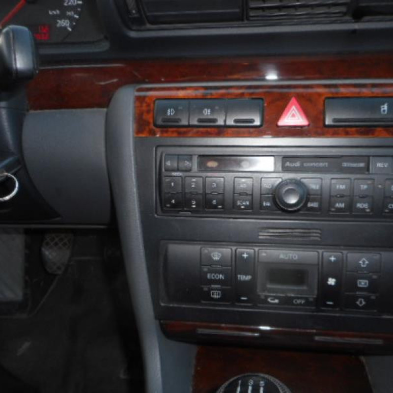 Pretensionneur de ceinture arriere gauche AUDI A4 1 Photo n°9