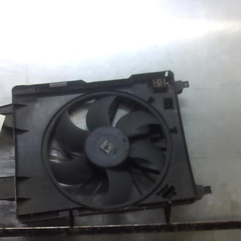 Moto ventilateur radiateur AUDI A4 1 Photo n°2