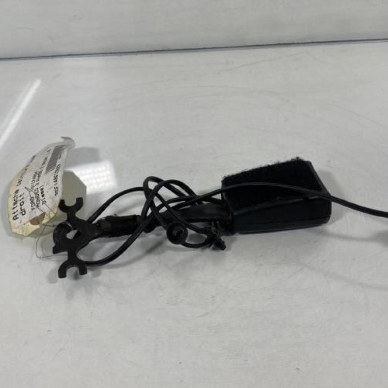 Attache ceinture avant droit FORD MONDEO 3 Photo n°3