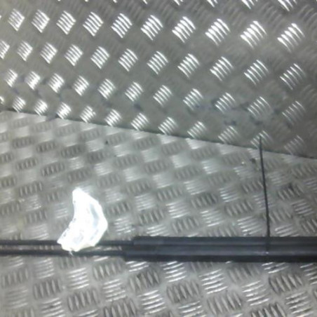 Verin de coffre FORD MONDEO 3 Photo n°1