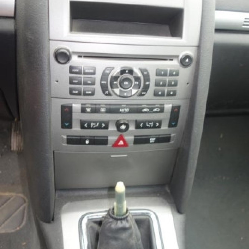 Ceinture arriere gauche PEUGEOT 407 Photo n°15