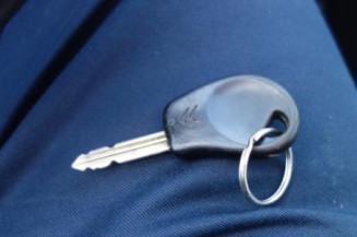 Ceinture arriere gauche CITROEN SAXO