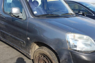 Attache ceinture arriere gauche CITROEN BERLINGO 1