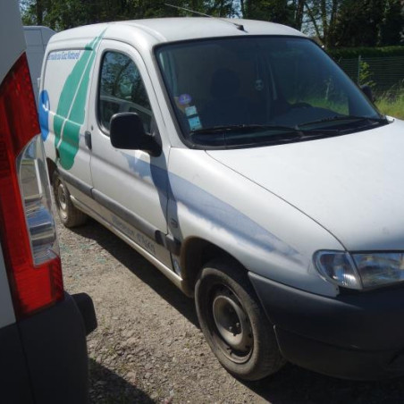 Etrier avant droit (freinage) PEUGEOT PARTNER 1