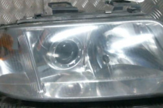 Optique avant principal droit (feux)(phare) AUDI A6 2 Photo n°1
